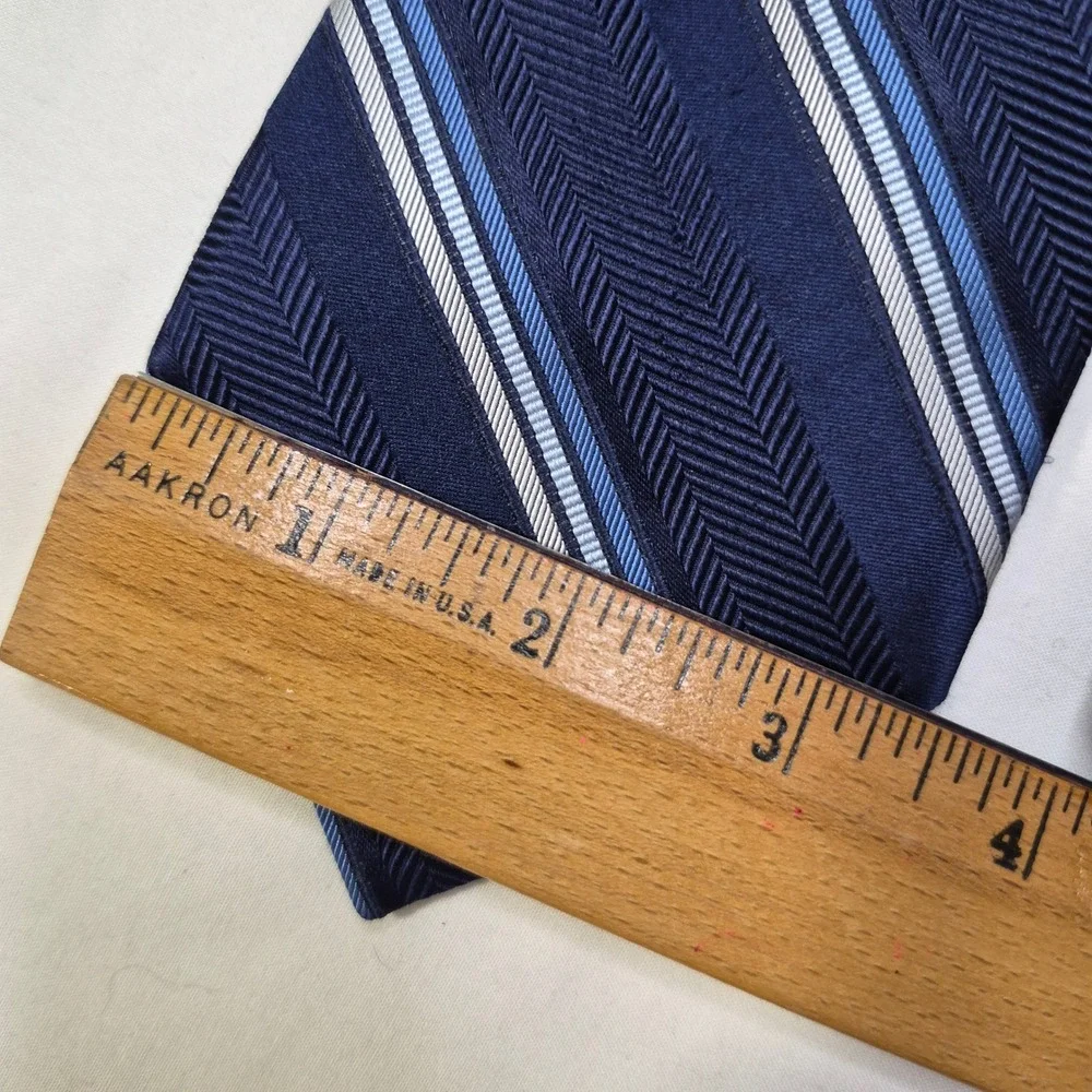 Joseph Abboud Tie Mens Navy Blue Striped Classic Silk Necktie Quiet‎ Luxury USA